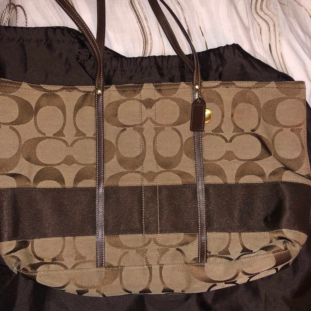 Coach signature stripe tan/chocolate tote